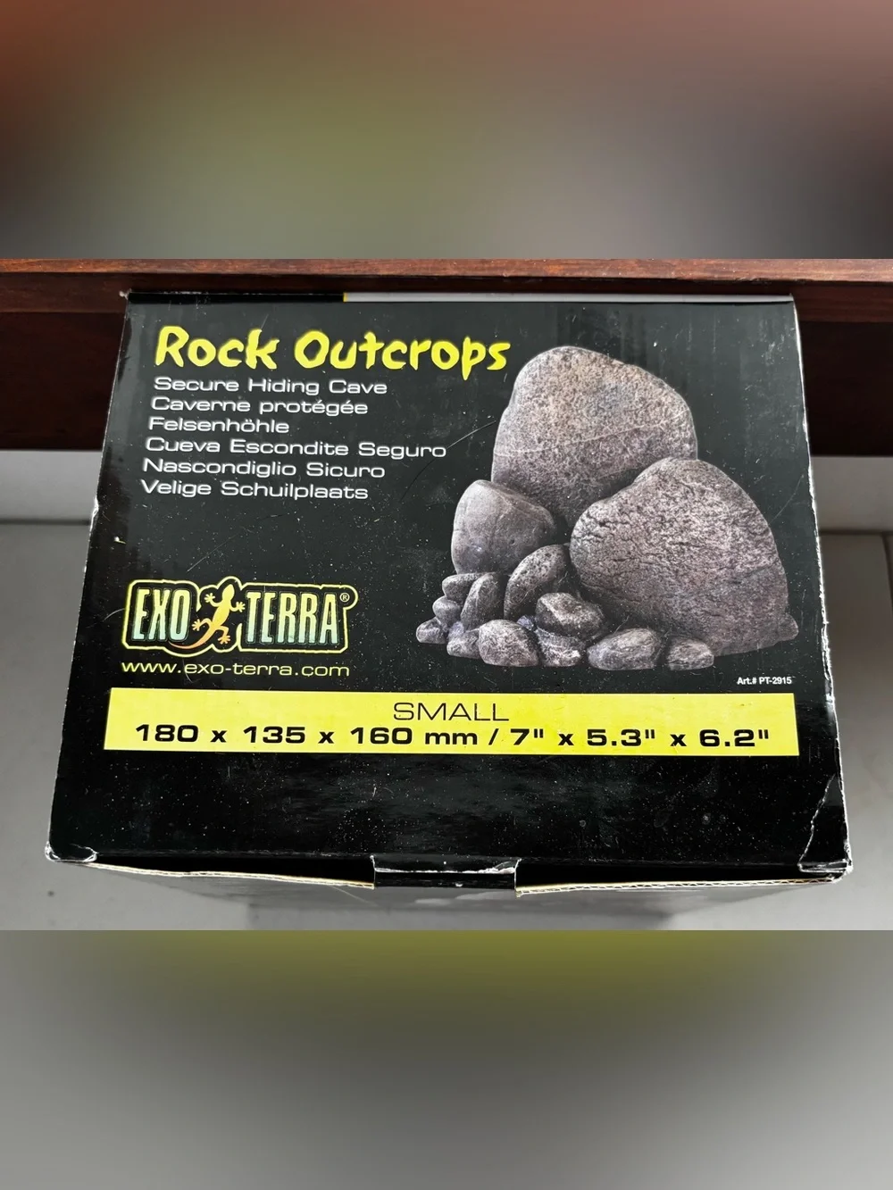 Exo Terra Small Rock Outcrops Terrarium Decor Hiding Cave